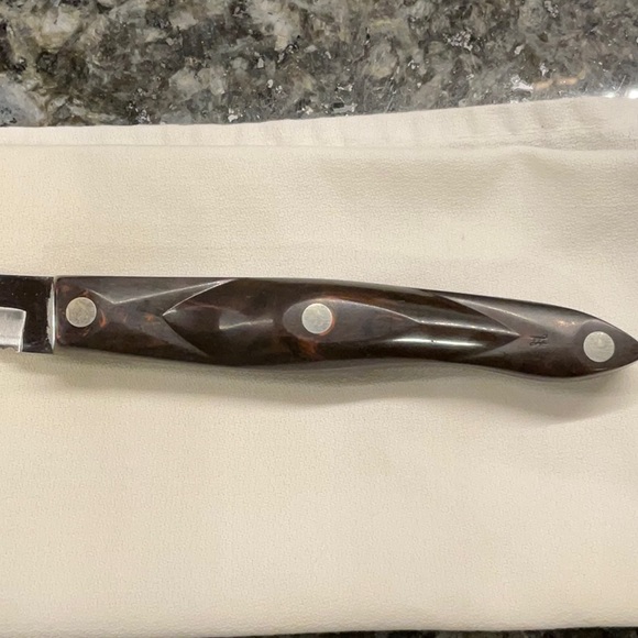 CUTCO 1729 Petite Carver - Picture 3 of 5